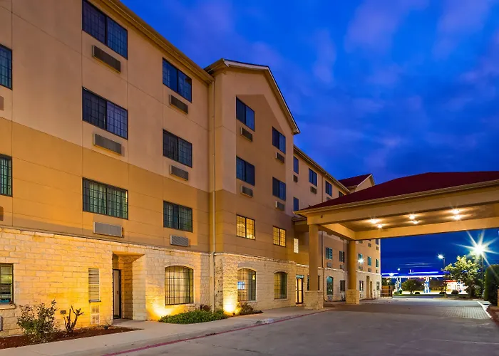 Best Western Windsor Pointe Hotel & Suites-Frost Bank Center San Antonio